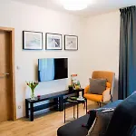 Pmr Apartamento *