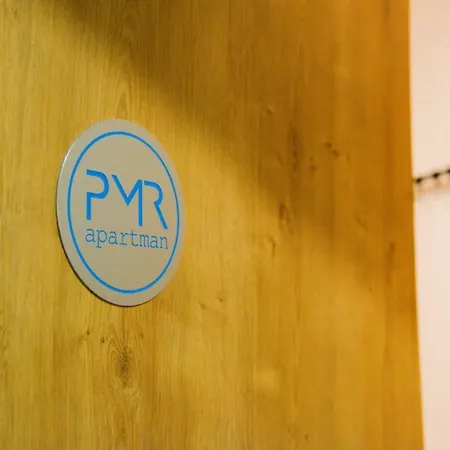 شقة Pmr